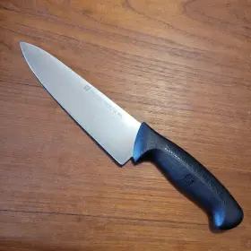 32208-204 ZWILLING J.A. HENCKELS Twin Master Chefs Knife