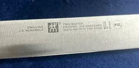 32212-304 ZWILLING J.A. HENCKELS Twin Master Slicer Knife #3