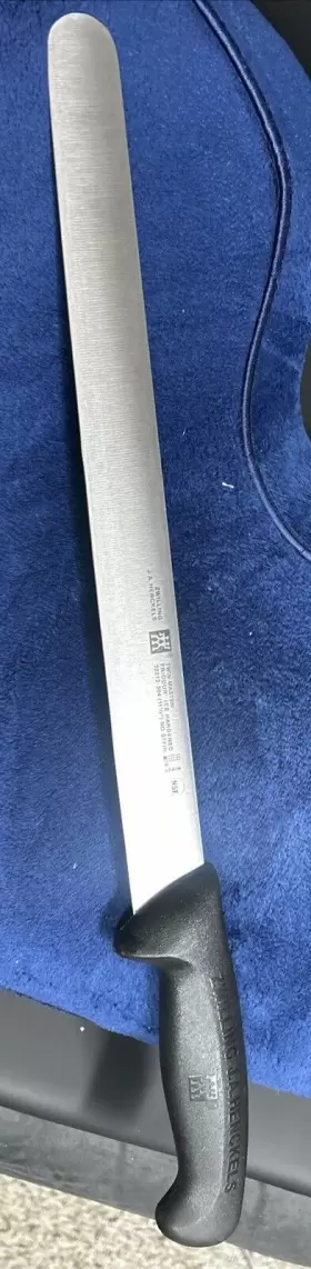 32212-304 ZWILLING J.A. HENCKELS Twin Master Slicer Knife