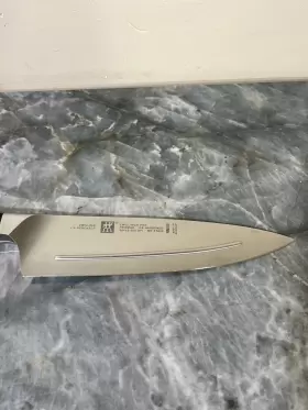 38412-200 ZWILLING J.A. HENCKELS Pro Smart Veg Ridged Chefs #2