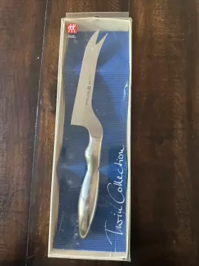 39403-000 ZWILLING J.A. HENCKELS Twin Cheese Knife