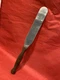 Vintage No. 28 CUTCO CAKE ICING SPATULA SPREADER KNIFE Classic Brown Handle D6